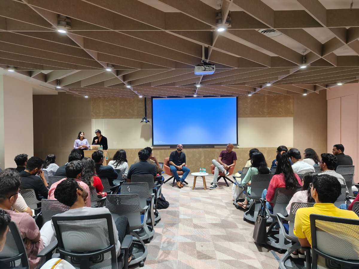 AnkitBareja's tweet photo. Always great to engage with the folks at @bitsom_edu!

Thanks a lot for both the session and the lavish Onam Sadya.🙏

Super Product Managers in the making. 👨‍🎓

Sunday well-spent! https://t.co/XG2AKwQ6Rz