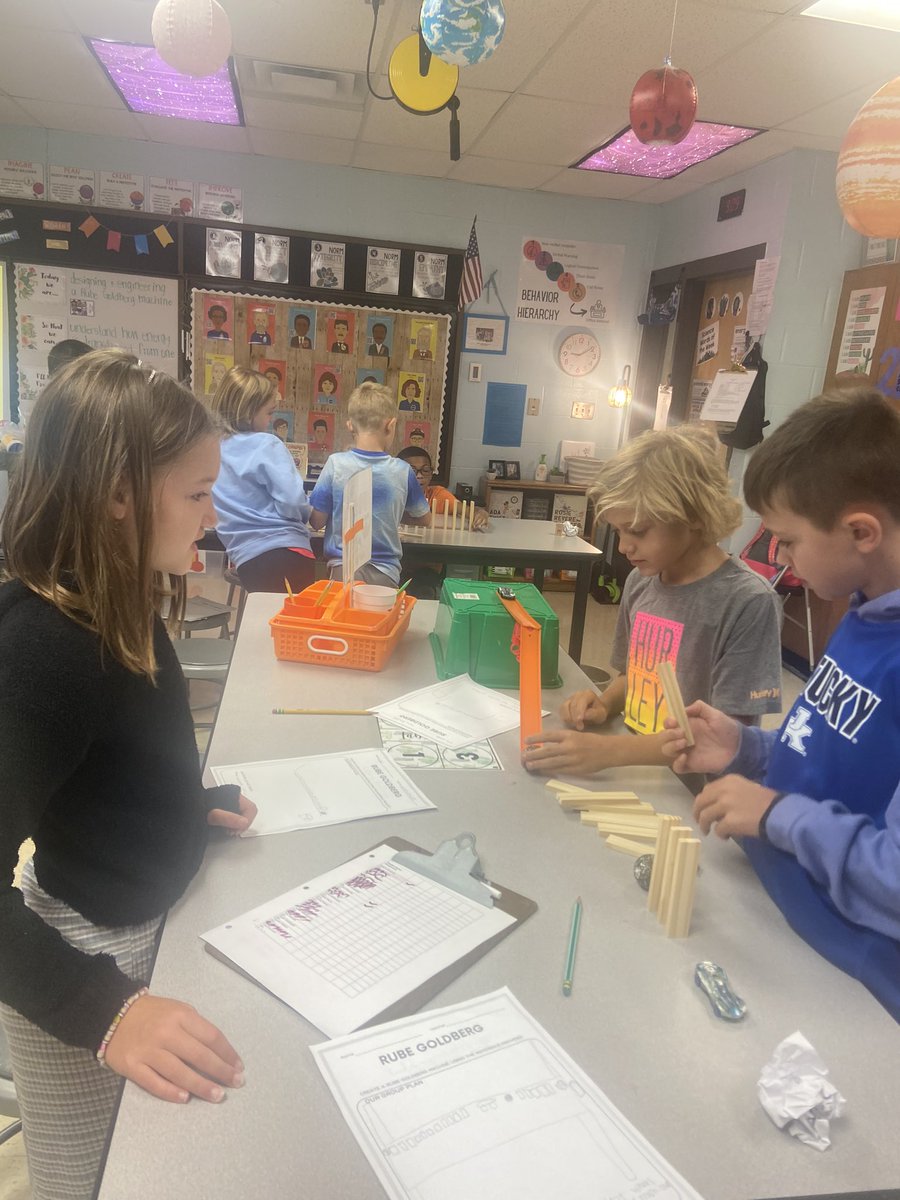 Mrs. Piercefield tweet media