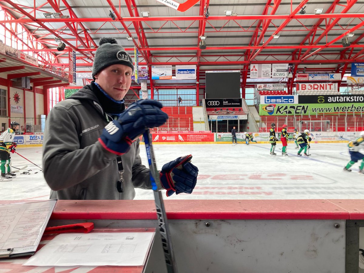 HardyGensel's tweet photo. Möge der U15 Ländervergleich 2023 in Crimmitschau beginnen.
Gameday: Sachsen/Berlin vs. Baden-Württemberg
Hier gehts zum Link👉 https://t.co/KZ0a0FAFrZ
#morepotential https://t.co/dcRm5j99eF