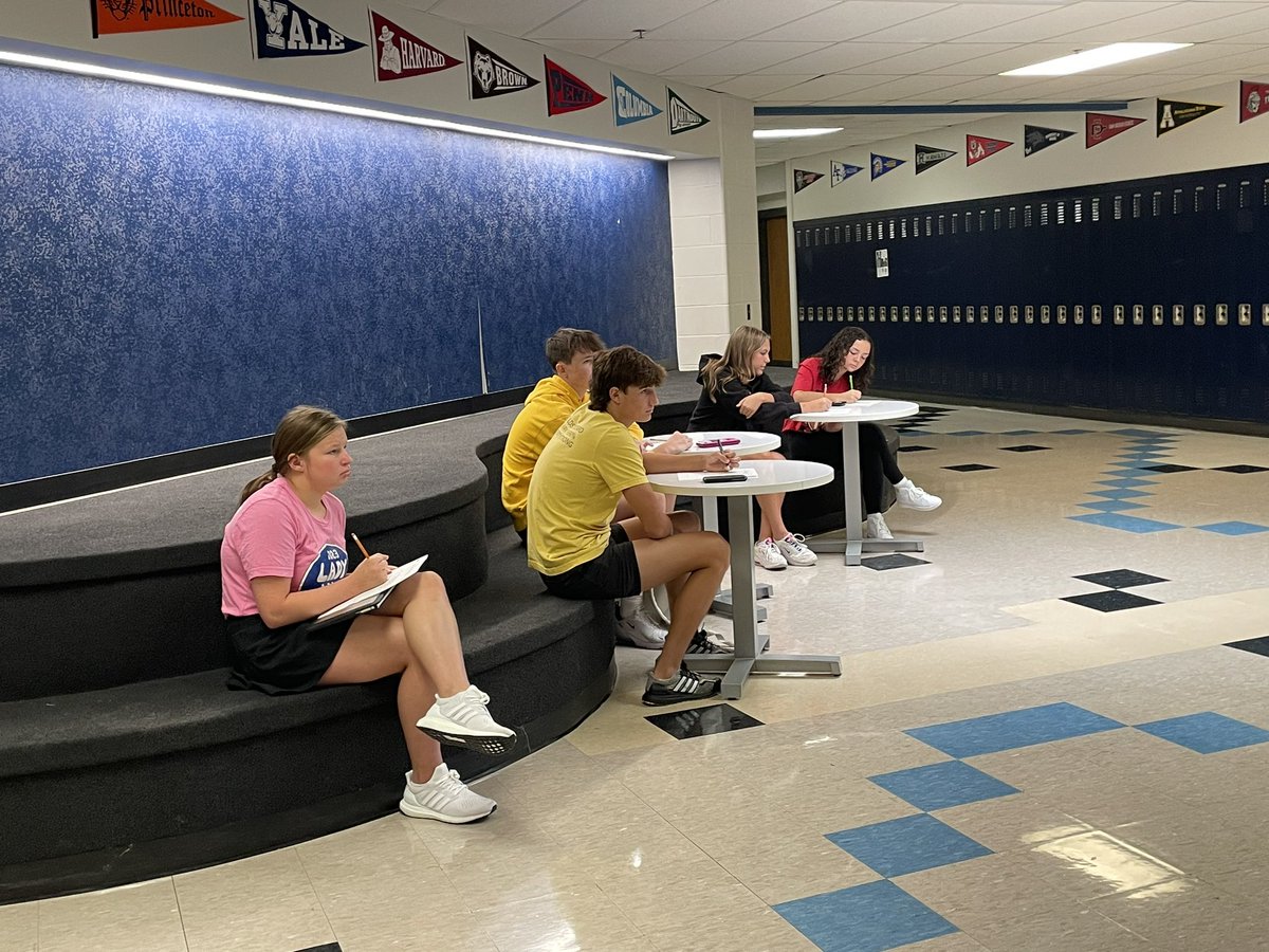 TraceyKracht's tweet photo. Coteaching at @lhsjays allows for small grouping in Geometry. @lhswilliams and Emily Smith have it down to a science!!
Also, love the flex space! #lpsleads #parkedtech https://t.co/rkb6bZEXB4