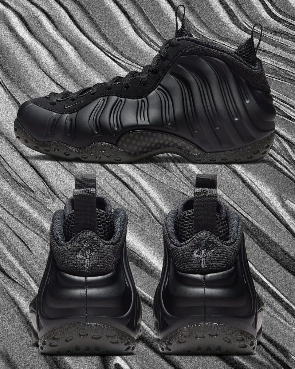 nicekicks's tweet photo. The "Anthracite" Air Foamposite One returns next year 🖤 https://t.co/Tl6UnVAF2n