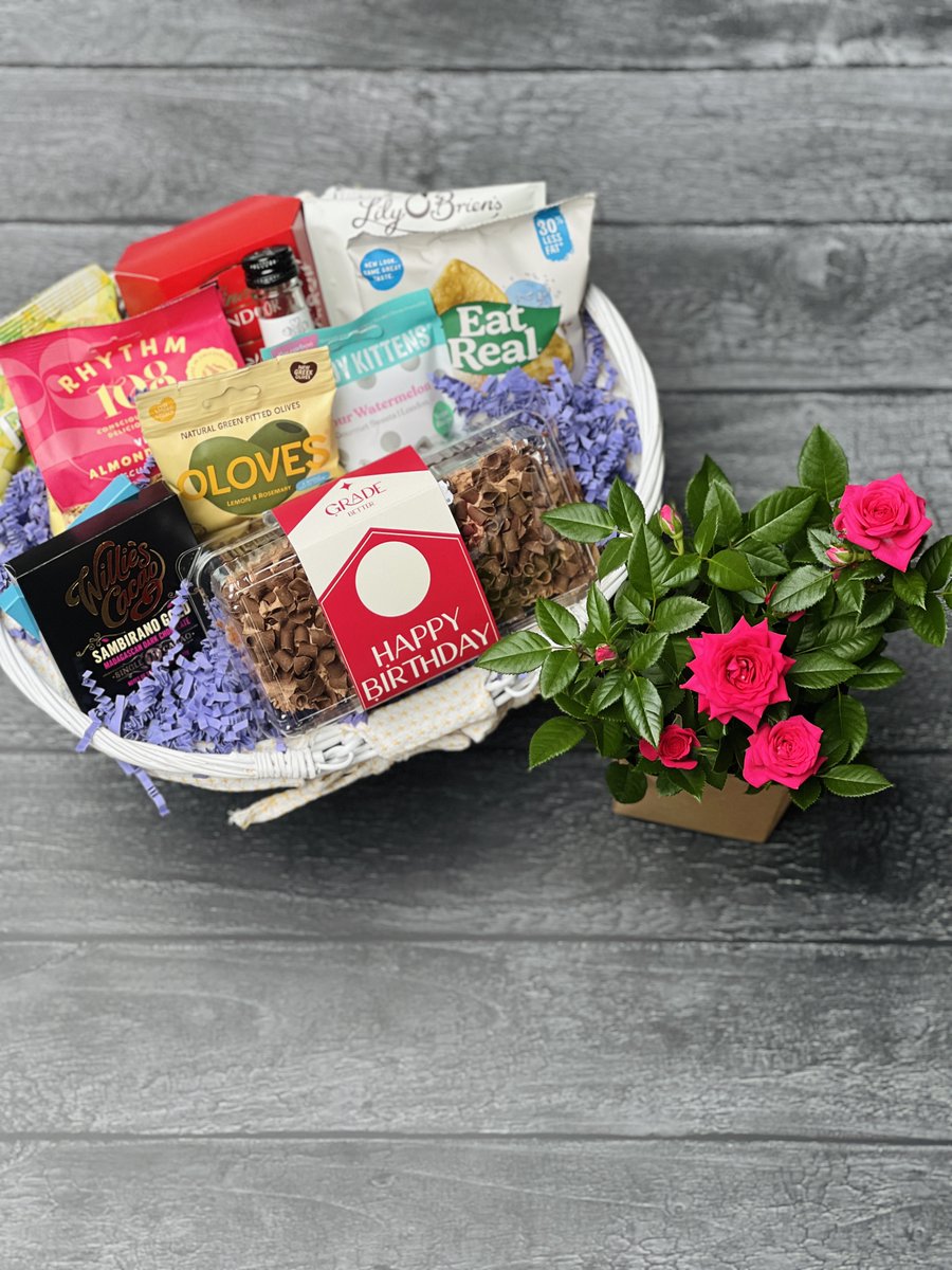 Today's Gift Basket Of The Day is 'Birthday Blossom Basket'

ow.ly/rKIO50PGkh3

Follow & RT to enter #prize draw to #win a Gift Basket. More info via our blog.

#dailydispatch #gifts #competition #giftbasketsrule #floralgifts #flowergiftbaskets