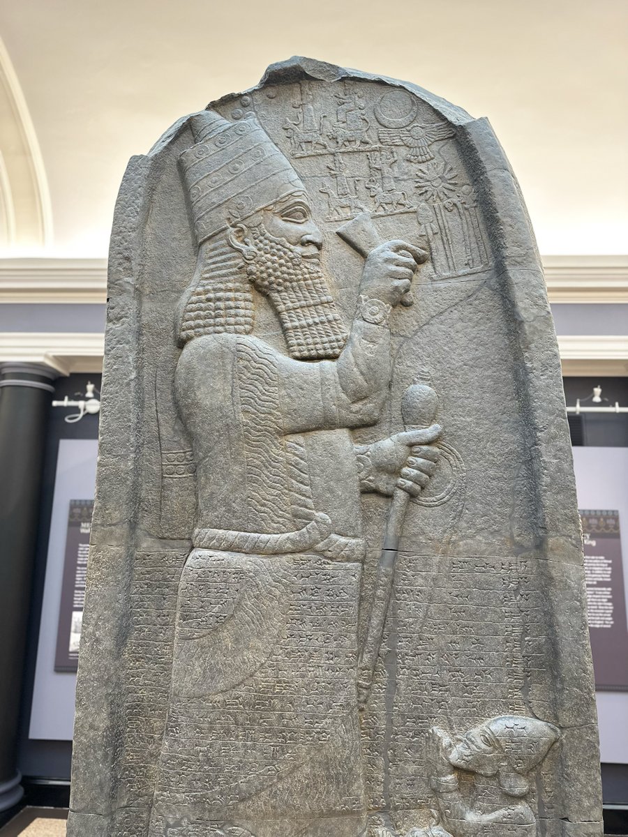 Stylish beards run in this Assyrian family! #WorldBeardDay is the perfect time to highlight this stela showcasing King Esarhaddon, with his sons on each side. Esarhaddon’s magnificent beard is not the only one in HMANE's collection — pay a visit and see how many you can spot!