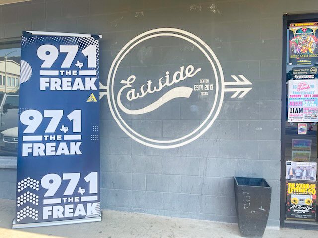971TheFreak's tweet photo. Come and join us in Denton at East Side!
We’re going to be at this Denton staple from now until 6:00pm for Freakin the Weekend!
Come help us get ready for the Mean Green’s 3:00pm kick off against Cal tomorrow. By joining us today. GO MEAN GREEN!
#freakintheweekend #thefreak https://t.co/wSV4PLoNOY