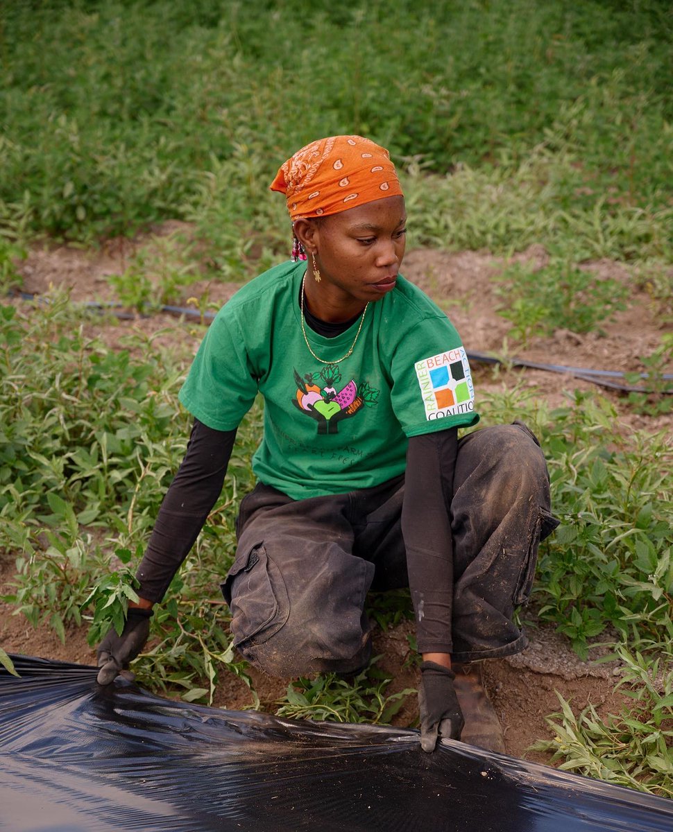 PhotoMeron's tweet image. small Axe Farm for the cover of @highcountrynews