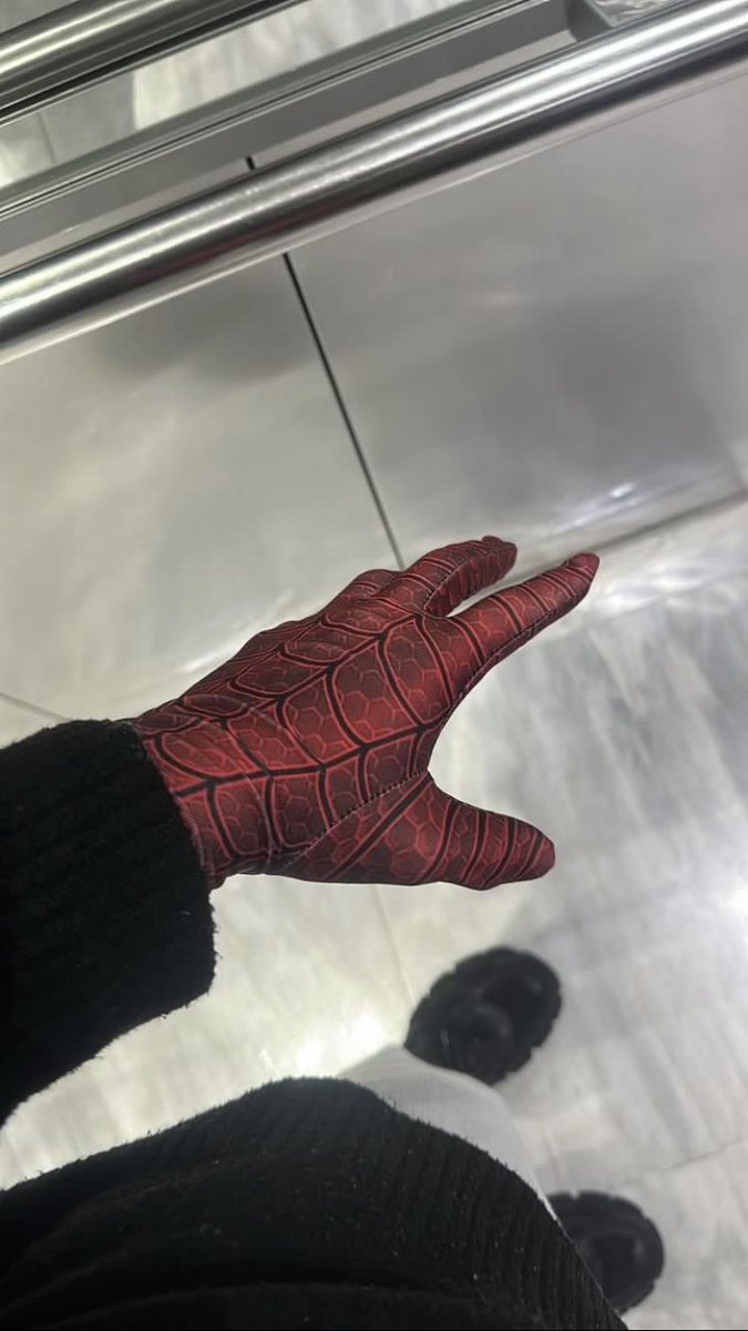 Jess03073795's tweet photo. Será lo que estoy pensando? 👀👀🥺🥺 https://t.co/zIRcOz8ezH