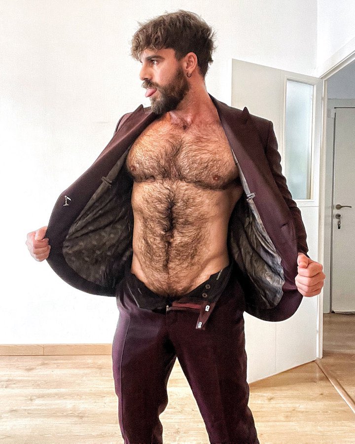 ElSatiro_'s tweet photo. ¡Qué ganas de un hombre así! https://t.co/nzlIXnUquJ