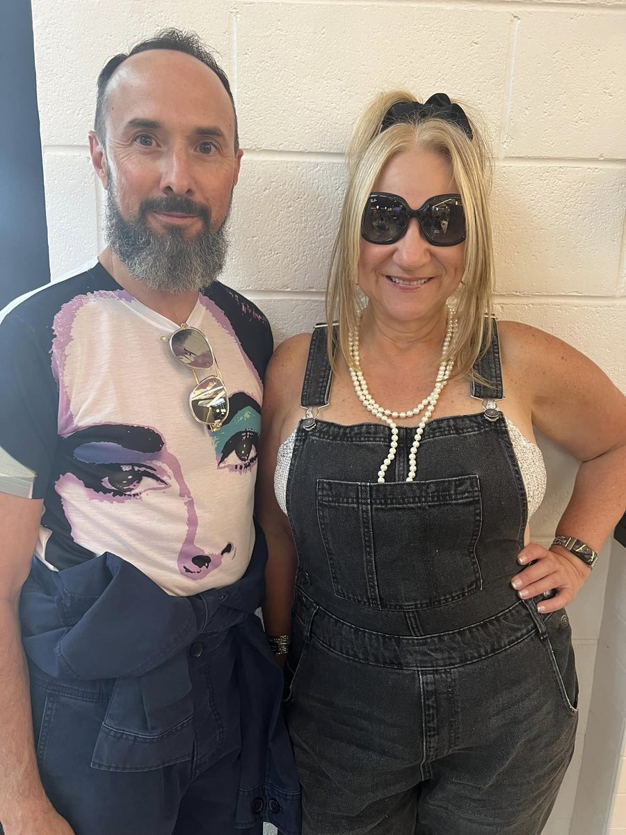 CheriseLakeside's tweet photo. Happy Birthday to one of my best friends in the whole wide world! You will not find a cooler human!
Dude, I am grateful for you and our friendship every single day! Love you @paulktreanor! #WhoopItUp #CSIKraken https://t.co/QJoM3H6OZl