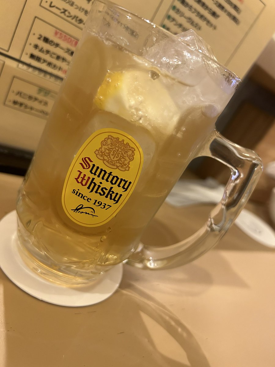 kayanao705's tweet photo. 友達の〝ご苦労さん会〟を。
ちょっと遠めでなかなか行けないし、まだ2回目やけど……でも、居心地がいいから好きなお店で❤️
オリの試合もつけていただきありがとうございました❗️←負けちゃったけど😅
#BEERSTAND #YAORA
#マルエフ #幸民麦酒 #赤味噌ラガー #ジンジャーハイボール
#入山くんの地元 https://t.co/rZlsTzGQfF