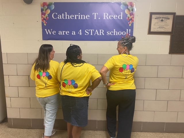 ReedElem's tweet photo. We made it to Friday!!!
We have such an amazing staff and scholars!
Our Admin Team Rocks!
Here's to a stellar year :*)
@TamikaParran @TheDrWWilliams https://t.co/P53r860Nhf