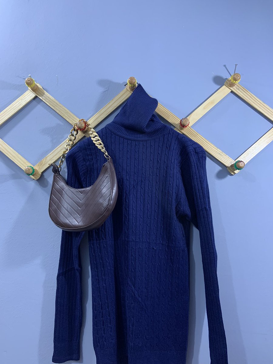 _derlux's tweet photo. Navy blue foreign turtleneck now available 🔥 

Price N5000 https://t.co/ahpW1CUd3X