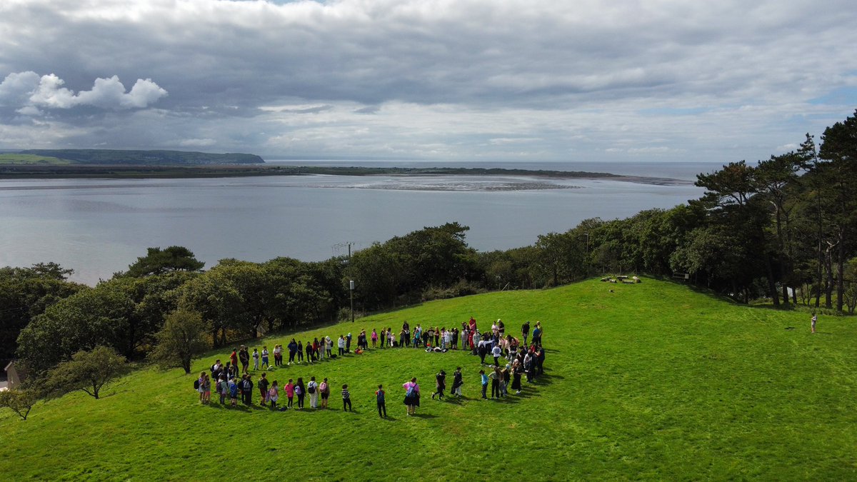 XP. School tweet media