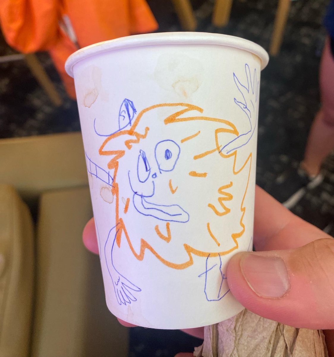 wcraghead's tweet photo. drew on a coffee cup last week while dropping a kid off
#seedtoss #otto #syracuse https://t.co/WTgXhWmMSk