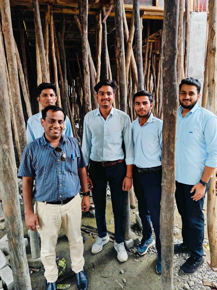 juet_official's tweet photo. A technical visit was organized for 3rd year Civil Engineering Students to Raghogarh Bus-stand Redevelopment Project. The project has a hall of size 20m x 25m column free space and a commercial building of three floors.
#technicalvisit #EducationTours https://t.co/cf1EROcUkP