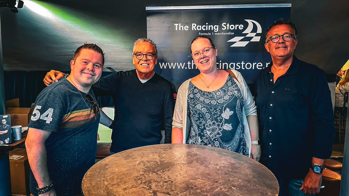 Eldee84's tweet photo. @Olav_Mol @jackontracks dank jullie wel voor de geweldige avond gister in Zoetermeer! Al 35 jaar al (haast) elke race met jullie geluisterd en gekeken! #held #whatstaysinzoetermeer https://t.co/ciOjRMtsse