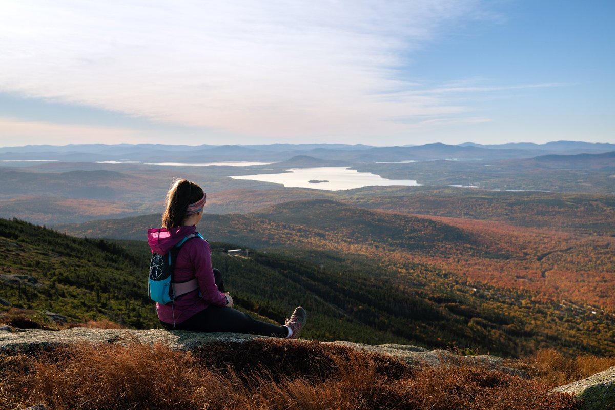 visitmaine's tweet photo. The first day of September has us thinking about these colors to come. 🍁🍂 #MaineThing #FridayFeeling #FirstDayofSeptember https://t.co/FA2S1OGD8J