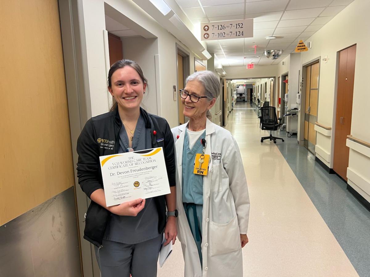 Huge congrats to <a href="/FreudenbergerMD/">Devon Freudenberger, MD</a> for earning the coveted Stoma Award for creating high quality stomas <a href="/VCUGenSurgRes/">VCU General Surgery Residency</a>