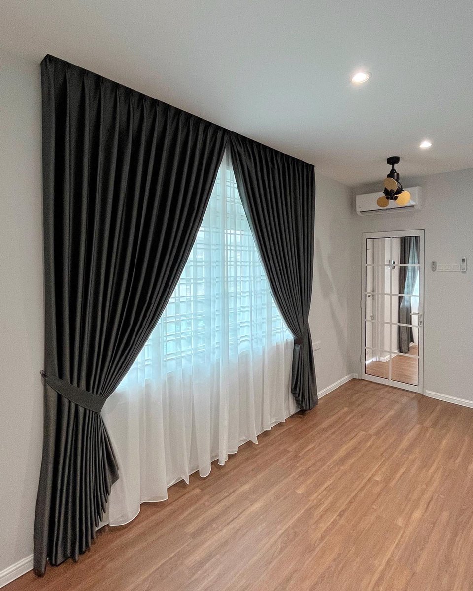 mrcurtainmy's tweet image. 🌟 Curtain Fabric Tips! 🏡 Elevate your space with floor-to-ceiling, double pinch pleat curtains like these in our dressing room and master bedroom. AkemiUchi's Noise Reduction Dim-Out Curtain and Snow Sheer add elegance while maintaining privacy. #CurtainTips #AkemiUchi