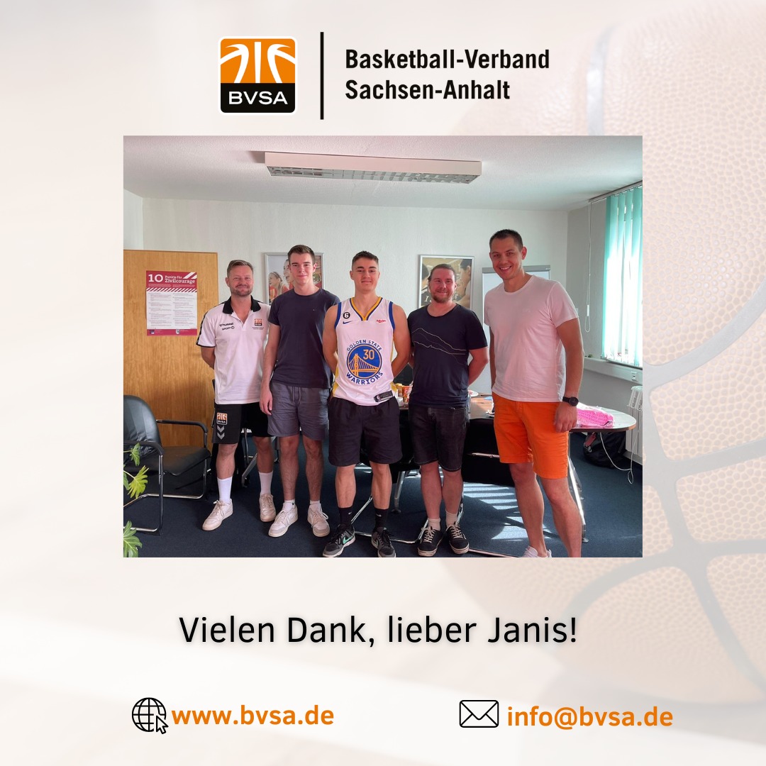 12 Monate Freiwilligendienst sind gestern zu Ende gegangen. 12 Monate voller Basketball rund um die Uhr, 12 Monate voller neuer Erfahrungen und hoffentlich voller Spaß &amp; Freunde an der Arbeit! Lieber Janis, du warst eine Bereicherung für unser BVSA-Team! 📷📷