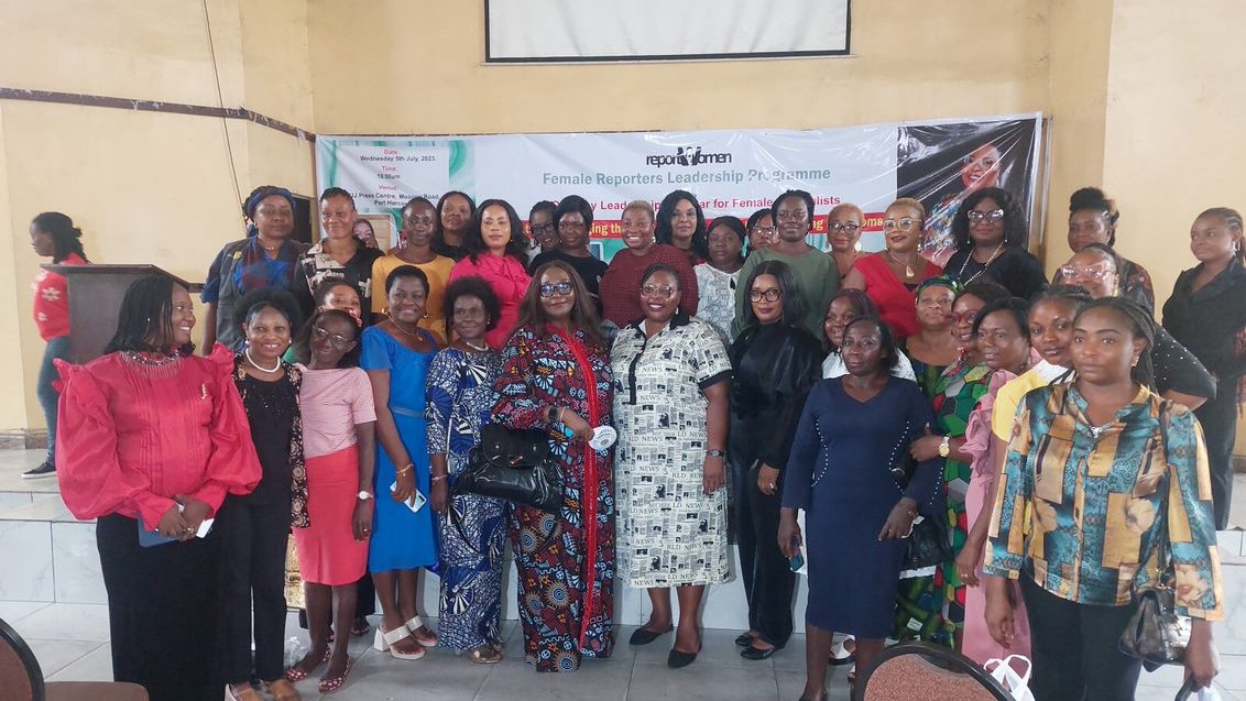 For the #ReportWomen! #FRLP, Champions Building edition, @Karinaigonikon of <a href="/bbcnewspidgin/">BBC News Pidgin</a> provided a platform for female journalists in the South-South region of Nigeria to address challenges female journalists face in rising to leadership positions in their newsrooms.