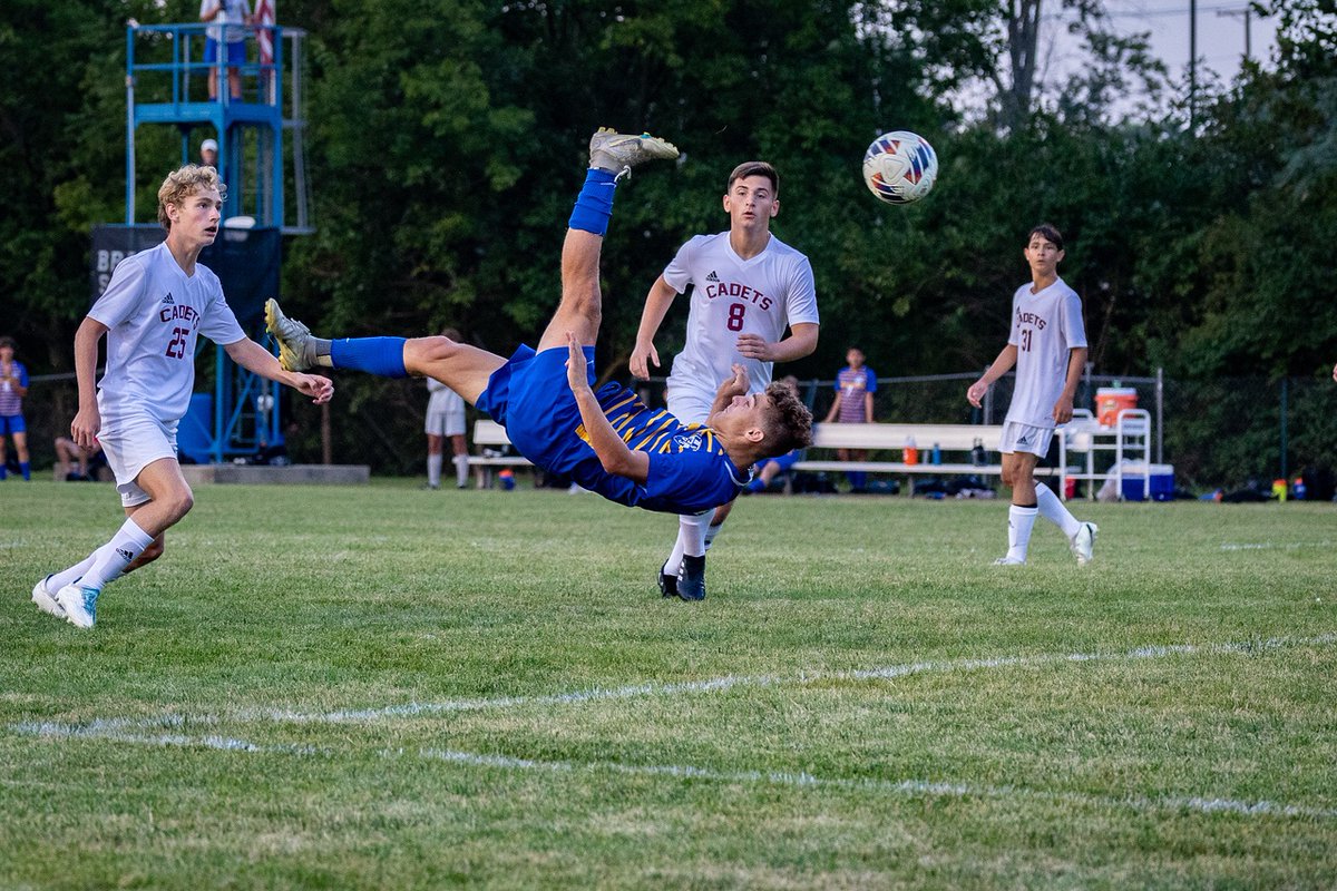 Congrats to @BCSAD's Elliott Zimmerman on being voted Soccer Player of the Week for Aug. 21-26! 🌟: indystar.com/story/sports/h… Accepting nominees for Aug. 28-Sept. 2. Reply, DM or email. Notable stats would be appreciated. Hard deadline Sunday at 1p EST.