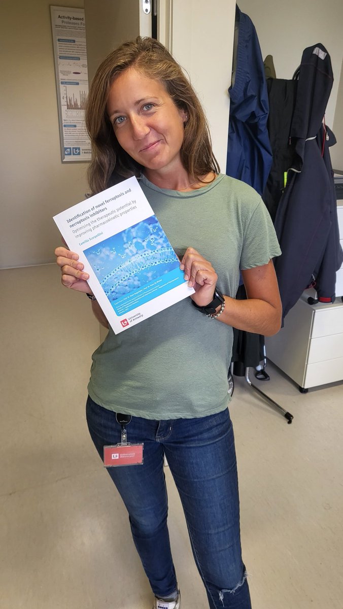 CaroMedChem's tweet photo. It's printed ! On the 20th September the phD student of our Ferroptoteam Camilla Scarpellini  will defend her thesis on the development of ferroptosis and necroptosis inhibitors cc  @UAMCAntwerp @KoenAugustyns  @TomVBerghe https://t.co/O6ALE8Mkcd