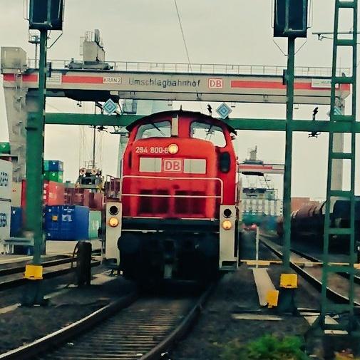 Achja, siebenjähriges Dienstjubiläum und so 🥳🎉