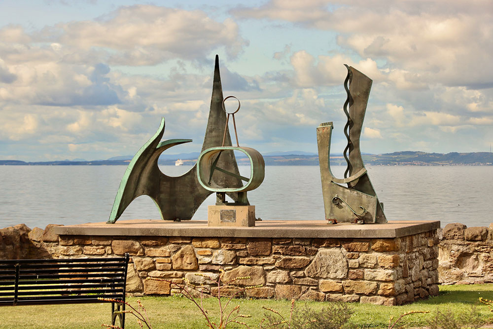 elwalkfest's tweet photo. #CatchingThePast in #Prestonpans. An amazing walk through the history and heritage of the town, enjoyed by locals and visitors alike.
Wonderful pictures by #CarlJohnBarber
@ConnectedComEL @ELCArchaeology #localhistory #PSG https://t.co/PidyMhOGC0