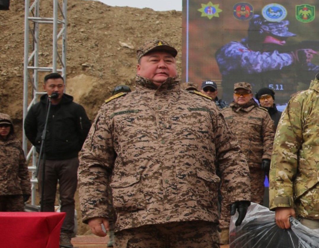 PoliceReformMN's tweet photo. ЦЕГ-ын даргаас Ж.Болд чөлөөлөгдлөө.

Ж.Болд нь ЗГ-ын дабль стандарт, цагдаагийн ялзрал, дайн түрэмгийллийн эсрэг #NoDoubleStandard, #PoliceReform, #NoWar хөдөлгөөнийн эсрэг хууль бус ажиллагаанууд явуулсан бөгөөд элчин сайдаар болоход нь тус хөдөлгөөнүүд саад учруулсан гэж үздэг. https://t.co/3T1NvLxpuU