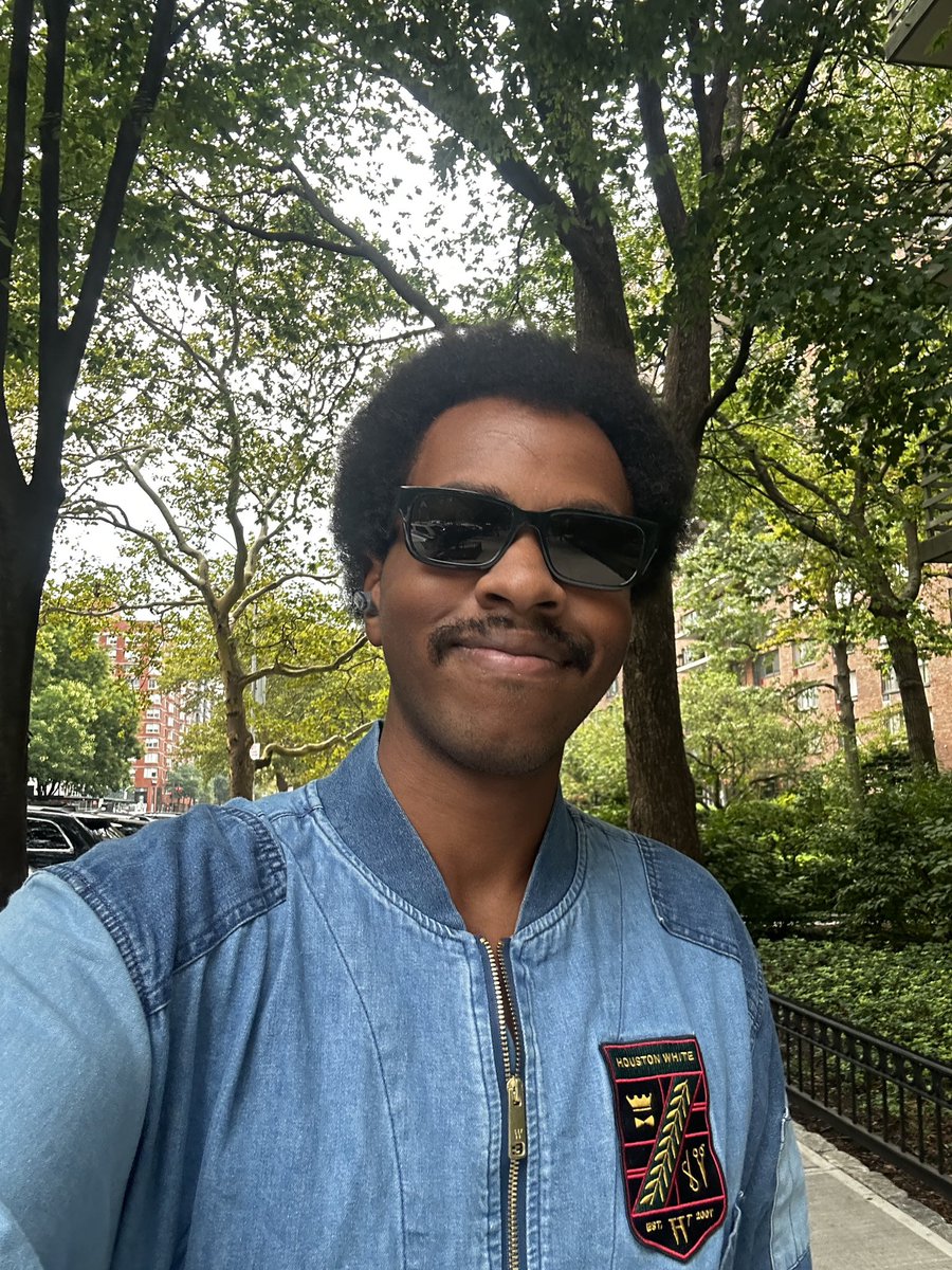 eokfsa's tweet photo. @rigeldn Can I take you on a date, I live on the UWS. https://t.co/6nd0WcwpJv
