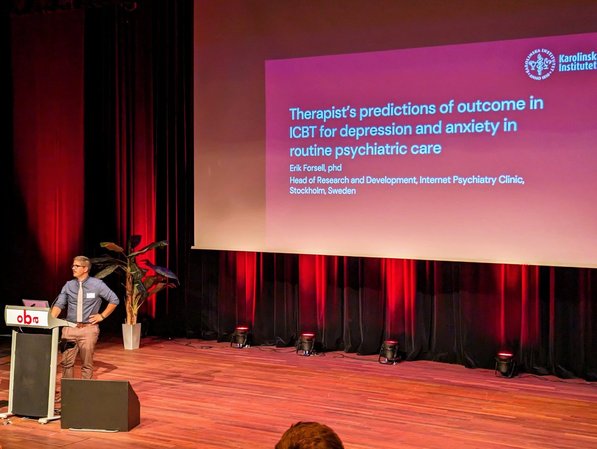 @ErikGSForsell now takes the stage and asks an important question: do we really need statistics and data for predictions? Can't we just ask the therapist? #ESRII23 <a href="/ESRII2023/">ESRII 2023 Amsterdam</a>