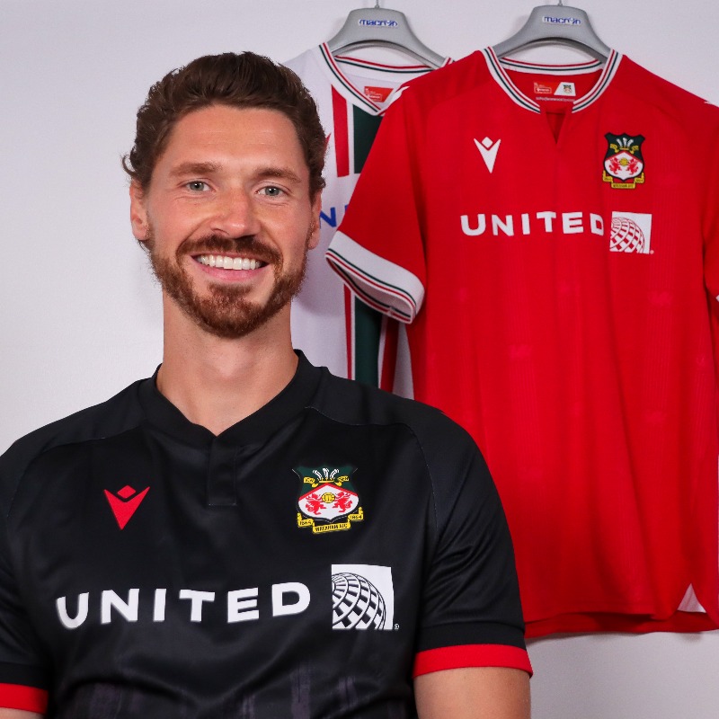 Wrexham_AFC's tweet photo. SIGNED | We are delighted to announce the signing of versatile midfielder George Evans. 

Find out more 👇

🔴⚪ #WxmAFC