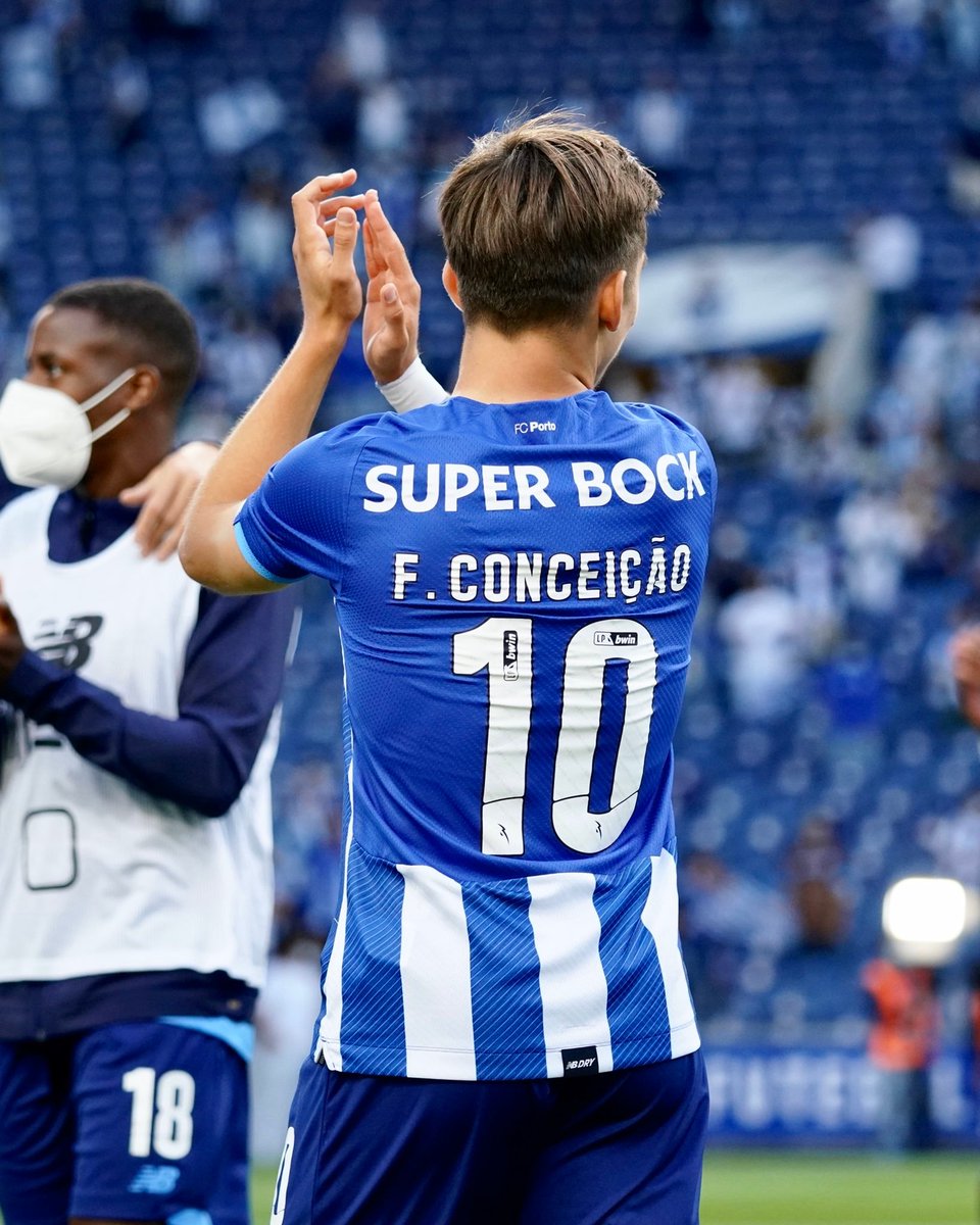 CabineSport's tweet photo. Francisco Conceição está de volta ao Dragão 🐉 https://t.co/6FJTwXRpP9