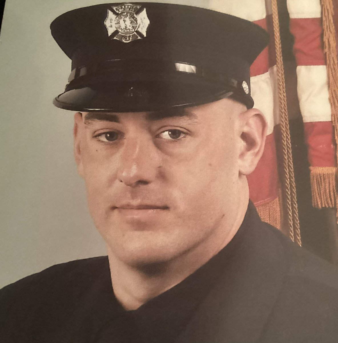 Neighborsunite4's tweet photo. Why we walk:

6 days to go

Firefighter Ryan Koehn
Detroit Fire Dept.
5/1/79 - 12/22/22

Donate below:

https://t.co/xoL6W9PDSD https://t.co/zKC44XyoZ9