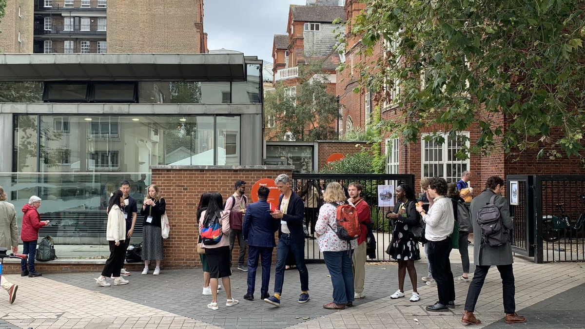 Karlettissimo's tweet photo. Great being part of a thought-provoking panel on “critical geoeconomics” at #RGSIBG23. Thanks to the organisers, Chih Yuan, Felix, Han, and James! https://t.co/JrSk45ZlK7