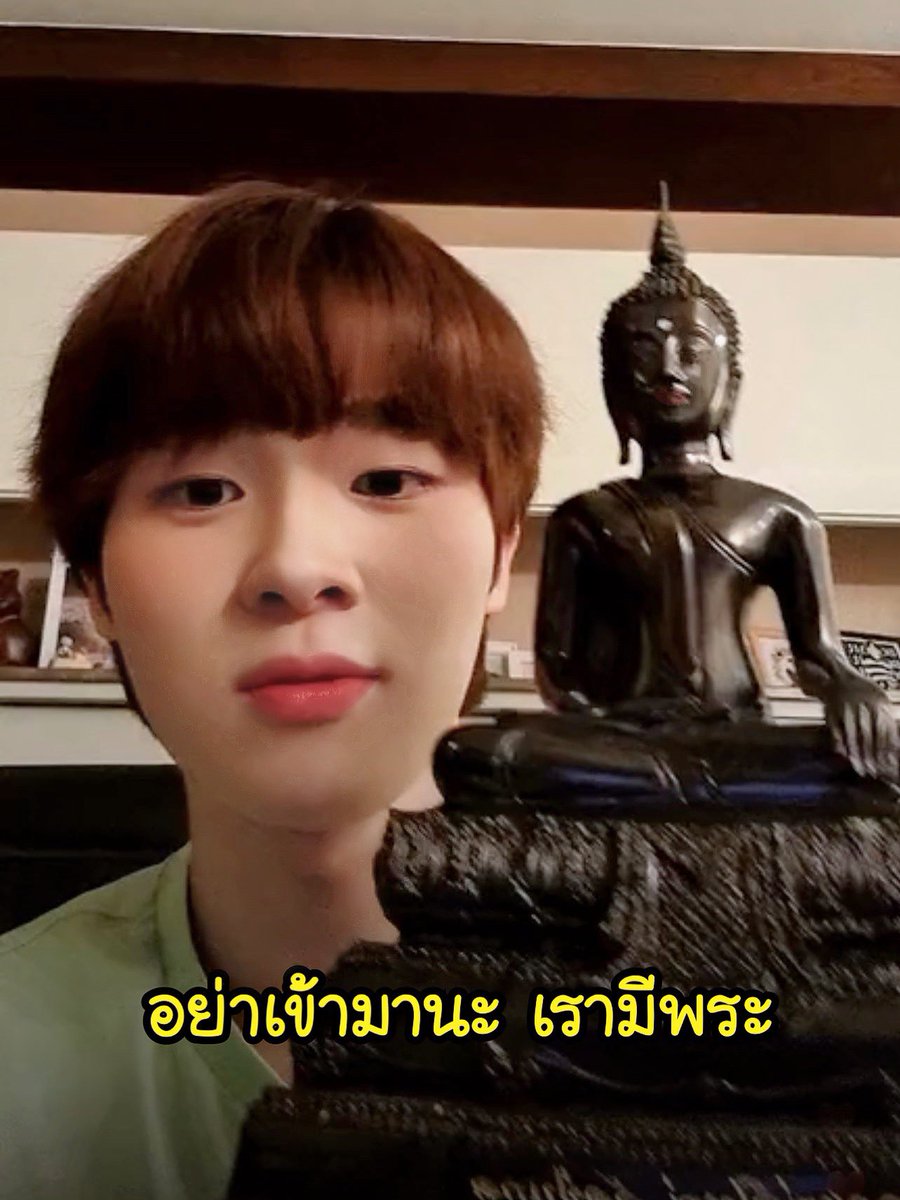 2beSaturn's tweet photo. ไม่คิดไม่ฝันว่าจะได้มีมนี้ 55555555555555555555555555555555555555555555555 #bommu #ชาวมุ https://t.co/bTgtK03VXQ