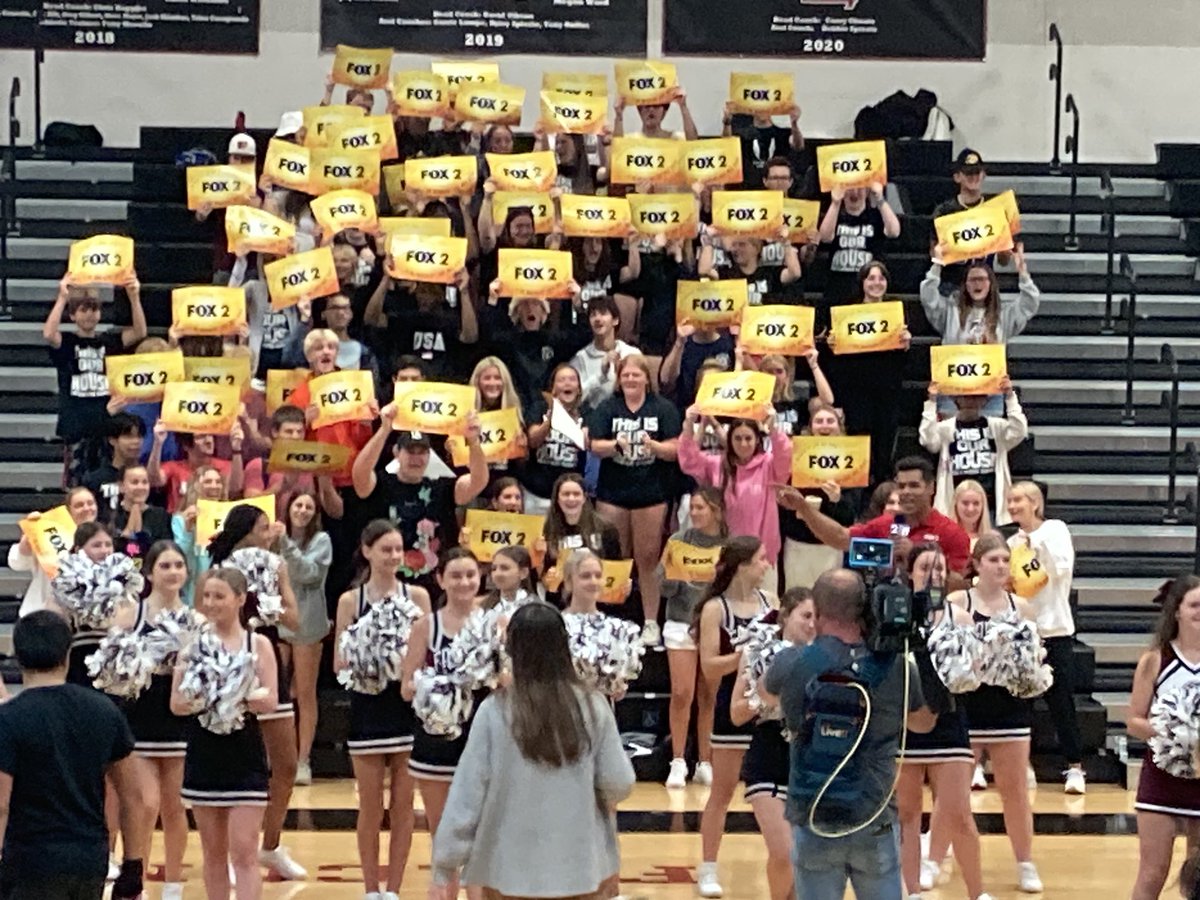 RSHSsports's tweet photo. Way to show up Falcon Nation. Great job by our Band, Cheer, STUCO, Dance, and 026 groups this morning.
#Fox2PrepZone
@rockwoodschools @RSHSPrincipal @TyHawkinsTV https://t.co/zLburE7EFI