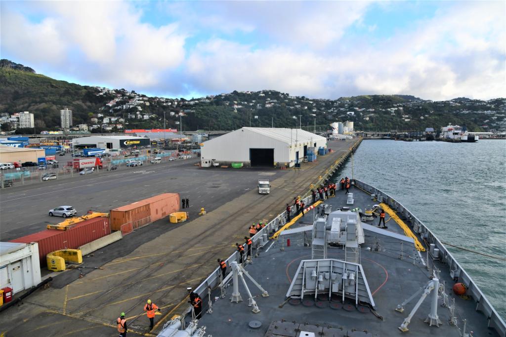Furthering 🇮🇳-🇳🇿  ties
#IndianNavy’s multi-role stealth frigate #INSSahyadri mission deployed in #IndoPacific is on a visit to Wellington, #NewZealand

Wide range of professional interactions, crossdeck visits & yoga sessions planned with @NZNavy

#BridgesofFriendship 
@IndiainNZ