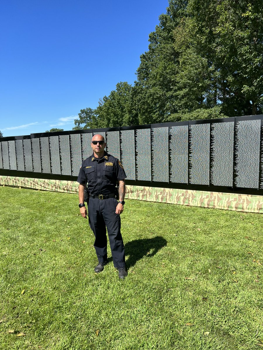 CresskillPolice's tweet photo. Cresskill PD had the distinguished honor and privilege to escort the Vietnam Memorial Moving Wall. This moving wall travels the country, a replica of the memorial in Washington D.C., this memorial is located at Bergenfield HS and will be open for public viewing 24 hours thru 9/4 https://t.co/gpsGux2TD0