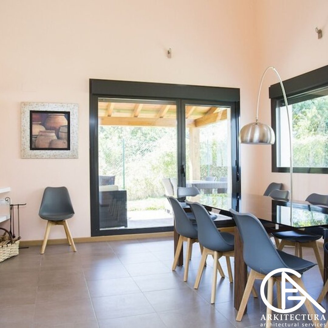 Casa PPC, Villanueva de Longuida
Lugar: Villanueva, Navarra
Año: 2008
Construcción: 2009
Intervención: proyecto, dirección de obra, project management
Estrategia energética: aerotermia, envolvente térmica

#proyectos #arquitectos #casa  #confort #salubridad #EficienciaEnergética