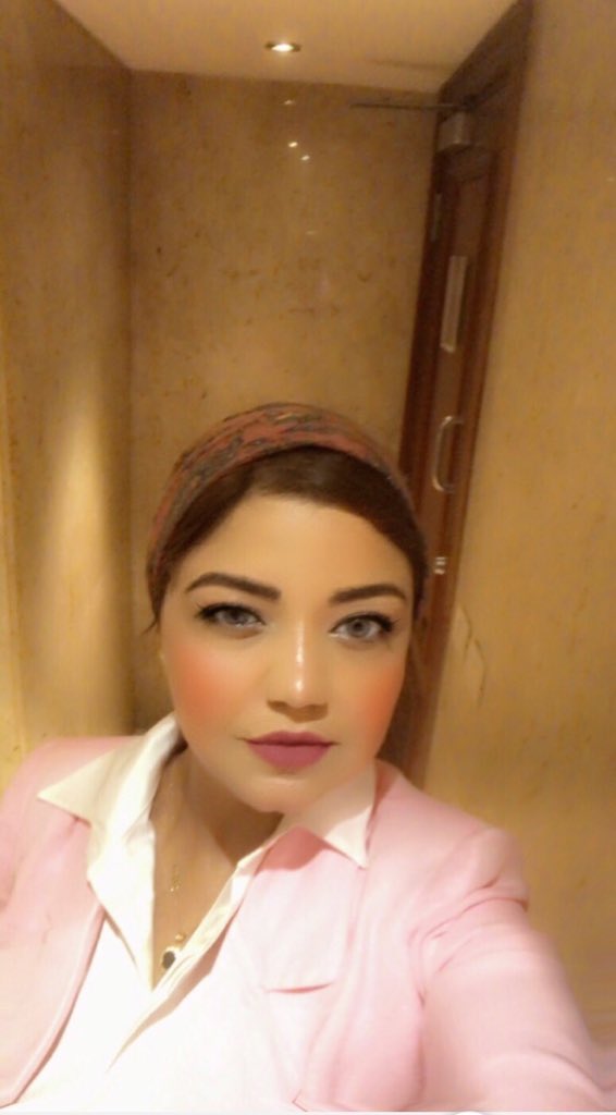 samahheikal's tweet photo. "كُل الذين ربطوا سعادتهم بالآخرين ، ماتوا مقتولين من الوحدة."

- دوستويفسكي. https://t.co/XFheN4A971