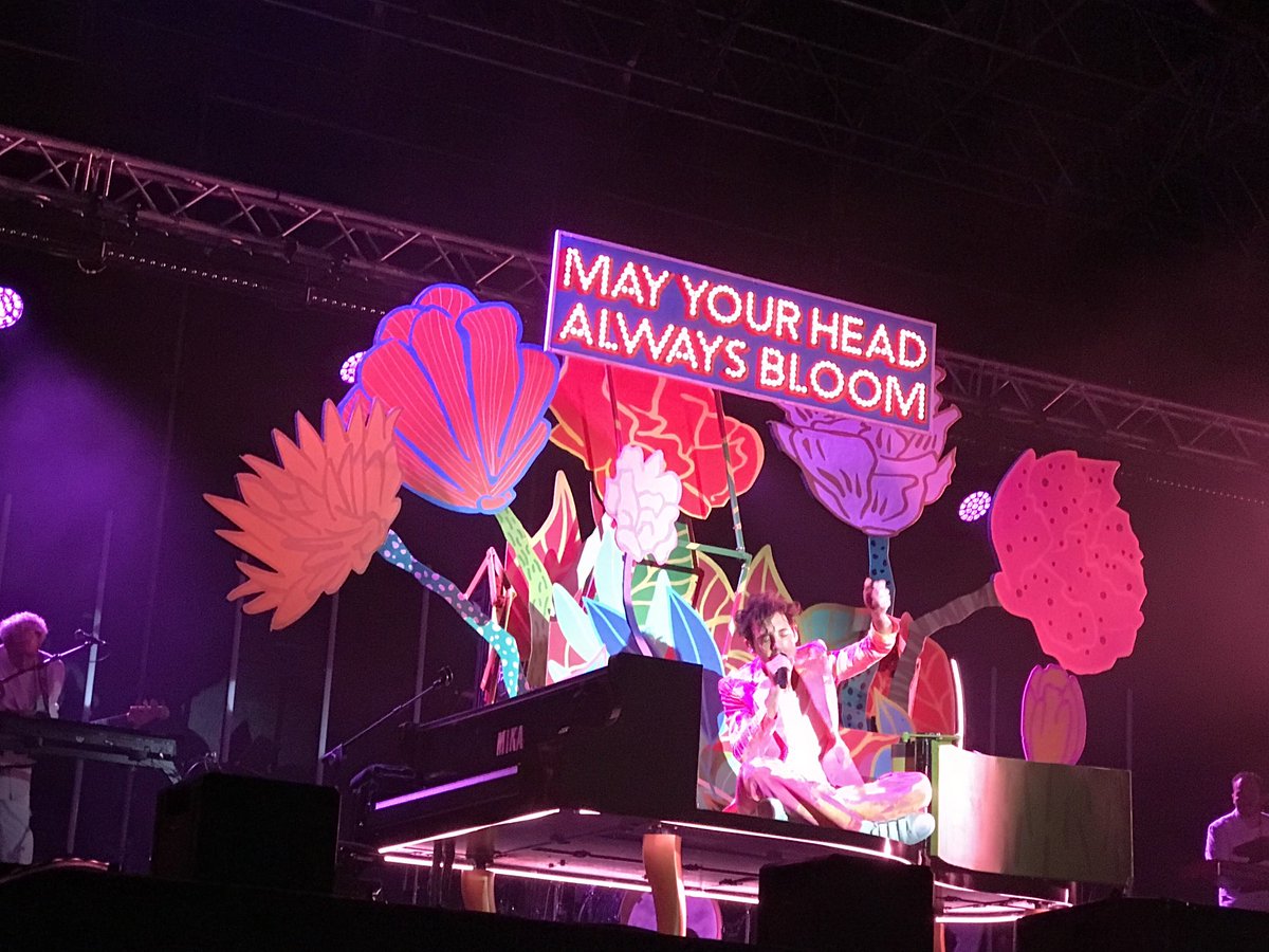 valmont_69's tweet photo. E come al primo ascolto di #BoumBoumBoum, total naufrage, @mikasounds. Can’t wait to dance #cestlavie with you Boss ❤️🌹💃 https://t.co/A87jc8QWnD