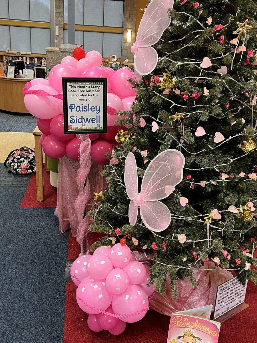 ashleymcveyMRS's tweet photo. Our September Storybook tree is Fabulicious!  It was created by Paisley Sidwell’s family and is based upon the book “Pinkalicious”.  We can’t wait to read the book next week.
@MillsRiverSch  #THEPlacetobe #heretofly https://t.co/NqJhmjZzst