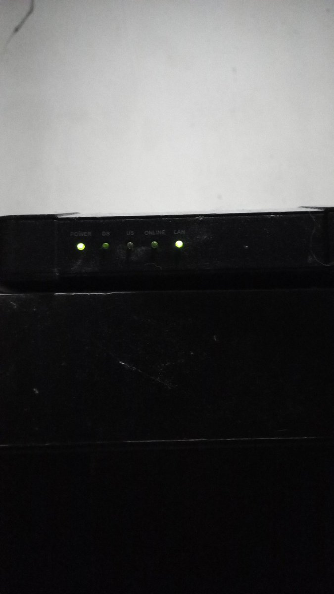 Restufau_07's tweet photo. @FirstMediaCares Wifi dan tv mati, sdh DM tp tdk di respon https://t.co/NY1C8gf8GG