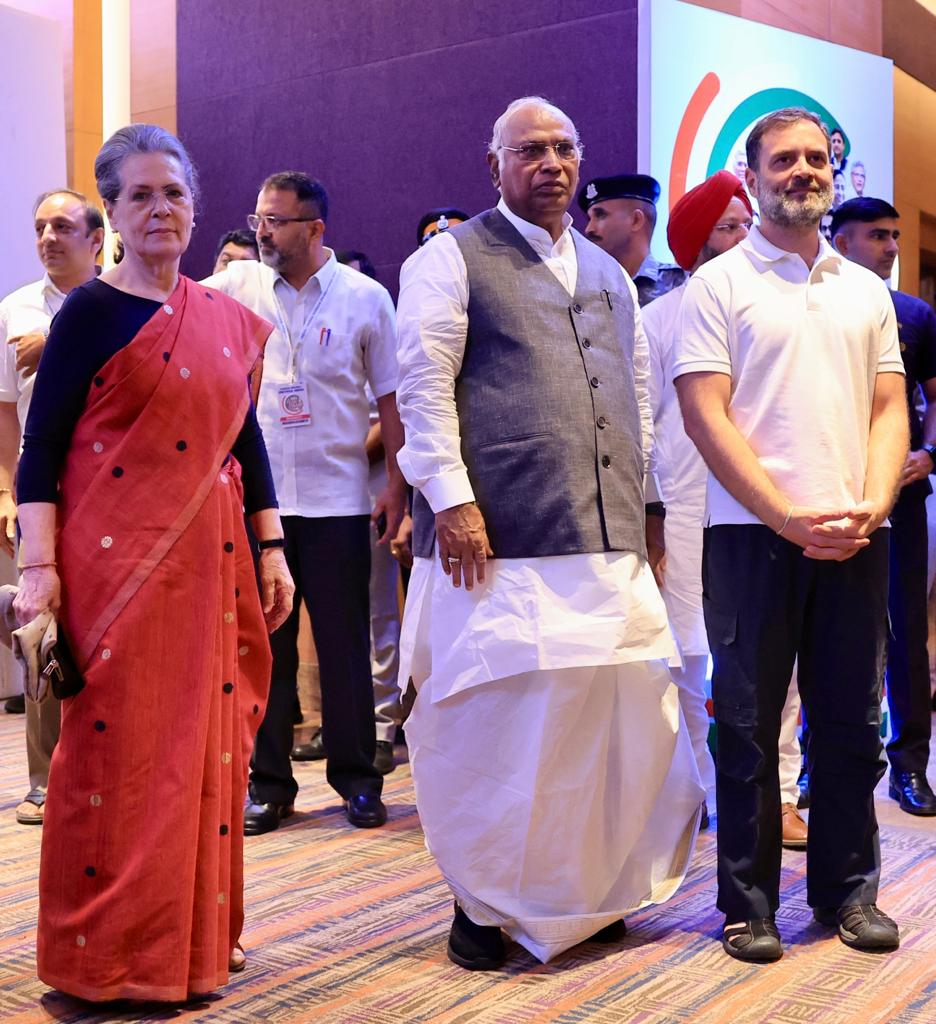 𝐒𝐚𝐮𝐫𝐚𝐛𝐡 𝐑𝐚𝐢 • सौरभ राय 🇮🇳 tweet media
