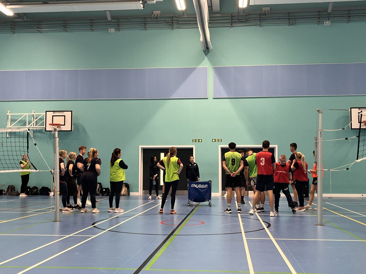 Cara_Lamb1's tweet photo. Another week done with @StrathEDU #TeamPE. I’ve been super impressed their team micro-teaching from planning through to enactment. Lots of excellent feedback from peers. Thinking critically about different pedagogical approaches and applying these in practice. https://t.co/gYETdeSQxo