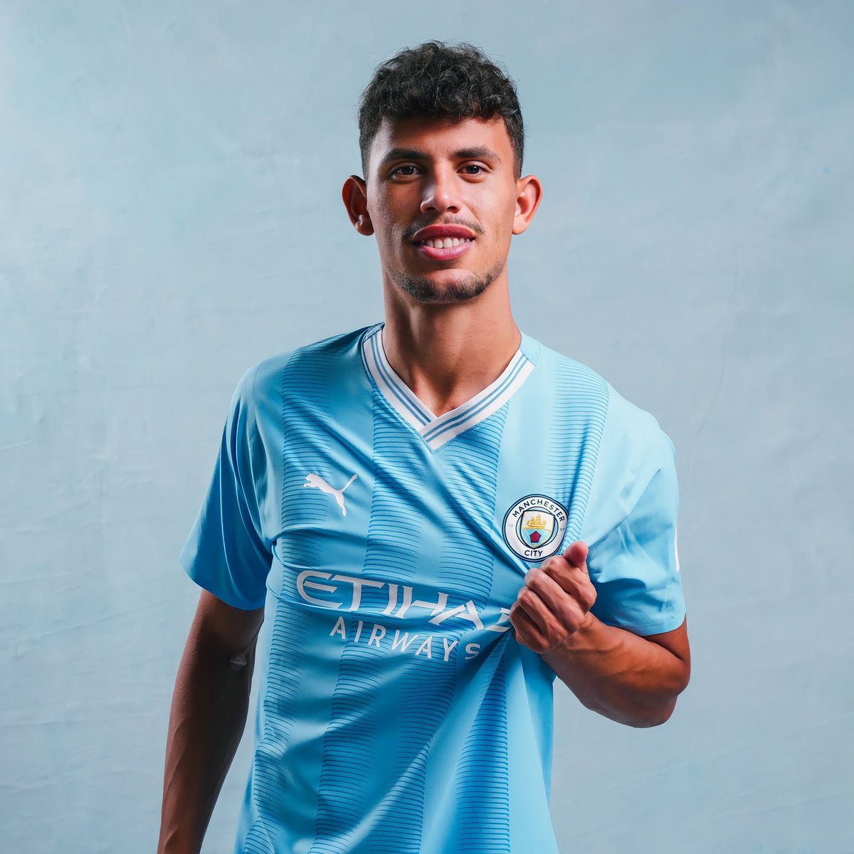 É tão bom ver um dos nossos a subir alto, a triunfar, que orgulho! 👏🏼

Matheus Nunes foi oficializado hoje no Manchester City 🏴󠁧󠁢󠁥󠁮󠁧󠁿 por cerca de 62 M€.

Para sempre o nosso Cavalinho 🐎💚
