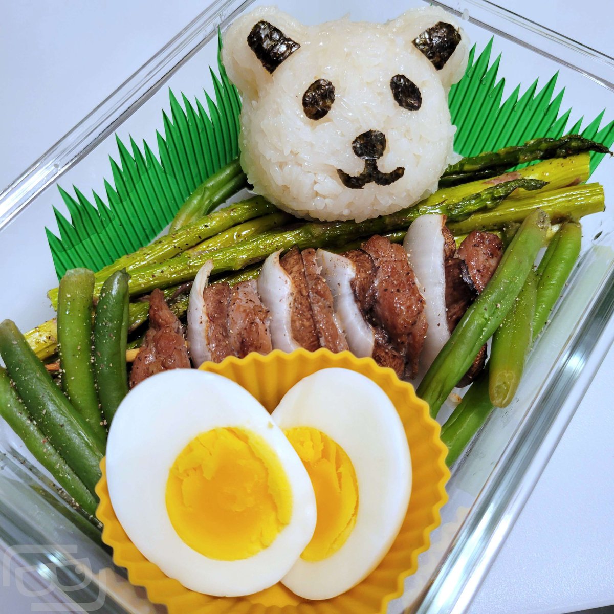 Lookout Lunch Box tweet media