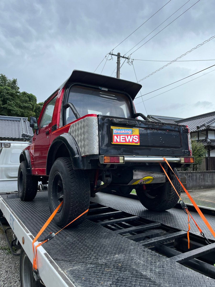 tiger1997driver's tweet photo. 平成2年式
メーター58000実走行不明
サビなどあります大きくぶつかった損傷などはなくジムニーなり年式なりの状態です！下回りは綺麗な方かと思います！
めちゃくちゃボロくはないです！
タイベル交換等所々メンテやってます。

車体のみ30万
車検整備付き40万円❗️

前オーナーは60で買ったそうです！ https://t.co/uz8F9xHQHz