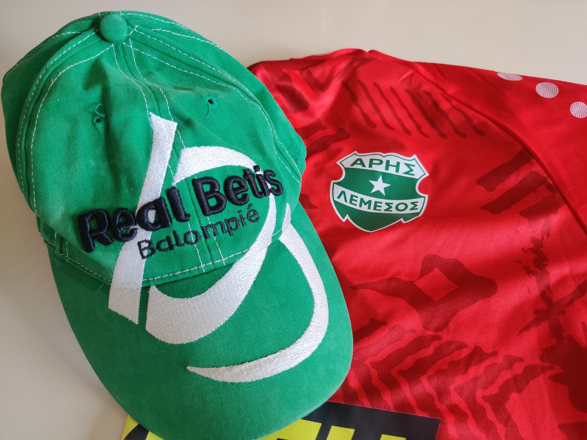 MentisVr's tweet photo. We have a @RealBetis_en hat. But of course, we're @ArisLimassol  🥽💪🟢⚪ https://t.co/UniqoFcWCH
